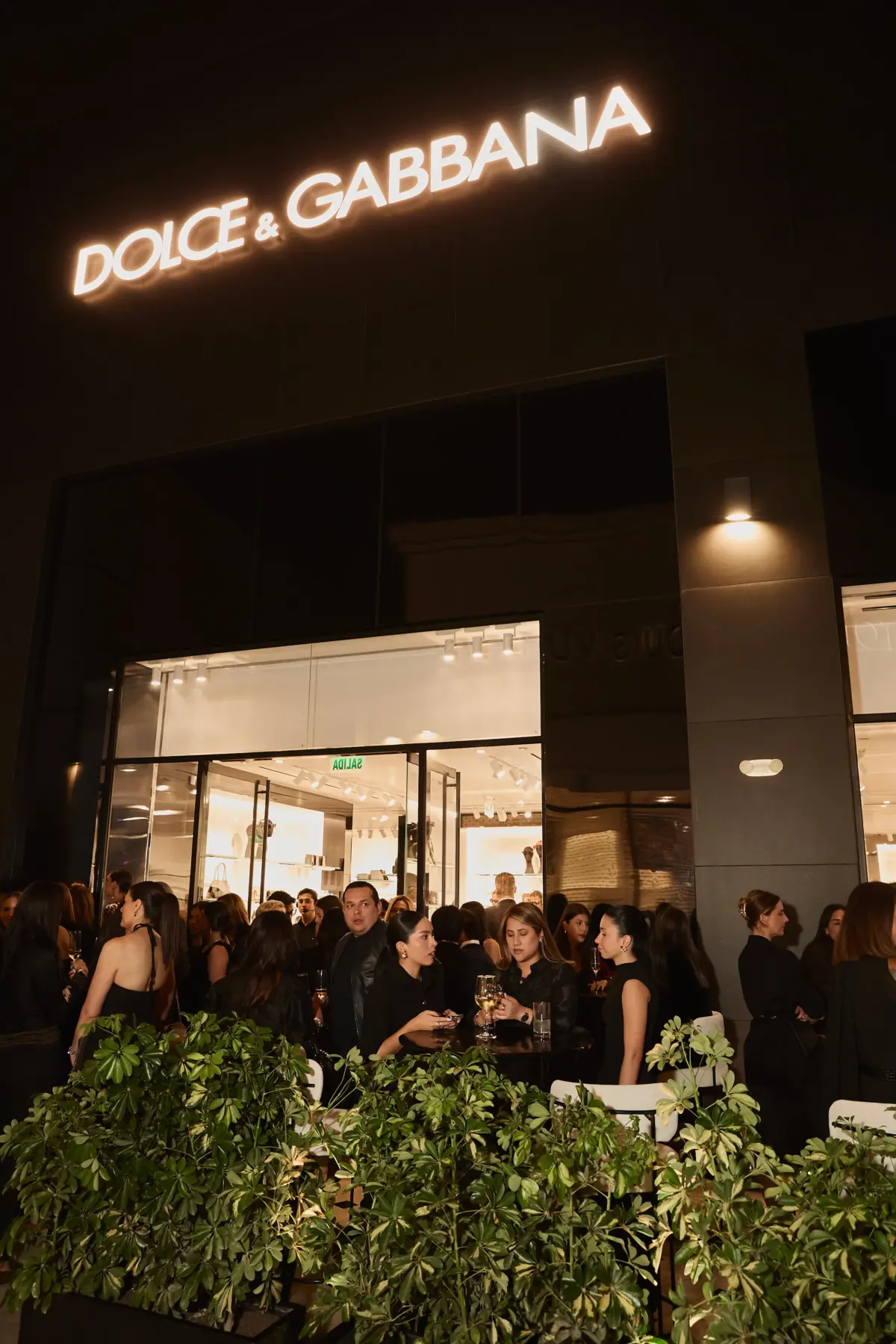 Dolce & Gabbana celebra oficialmente la llegada de su primera boutique en Perú
