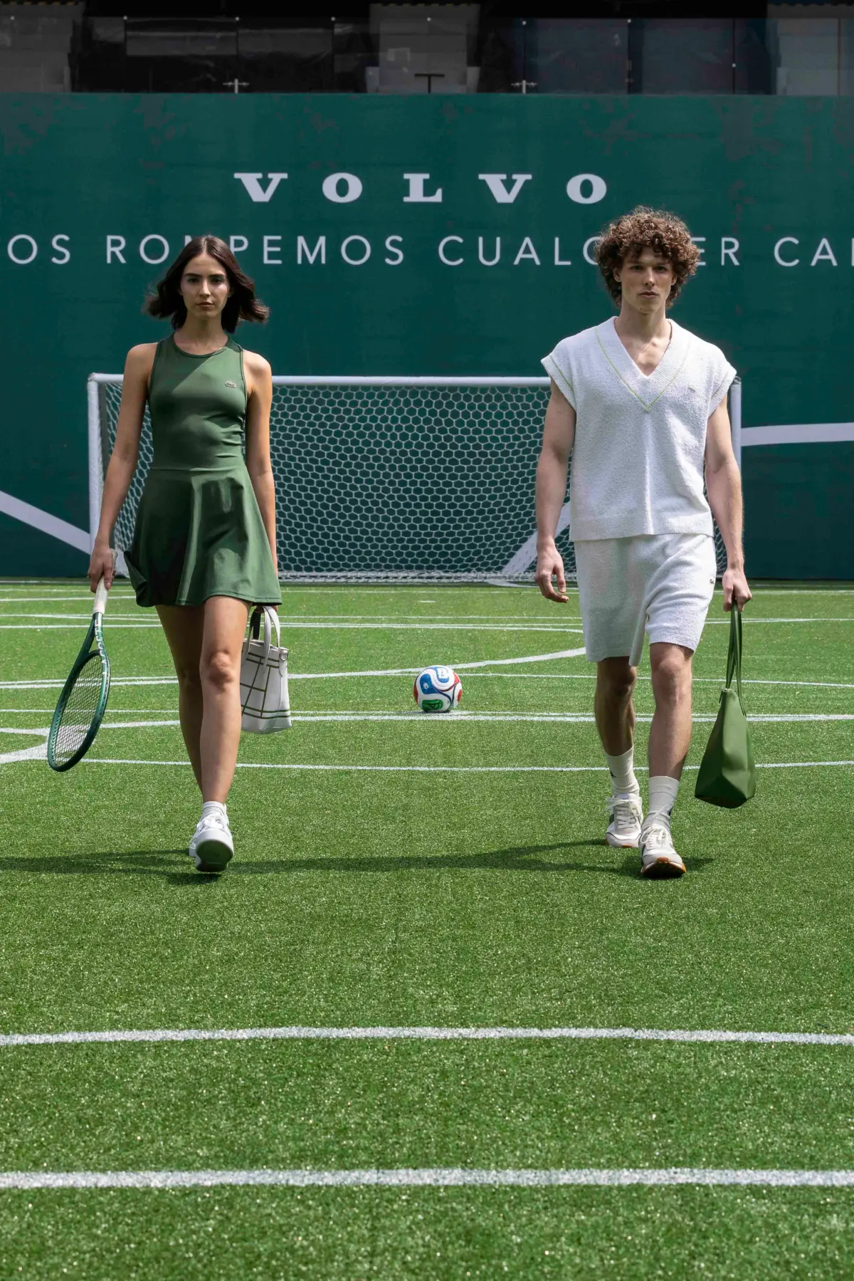 Volvo inaugura la Cancha Volvo en Sports Week Mx con moda, deporte y figuras emblemáticas del futbol Volvo inaugura la Cancha Volvo en Sports Week Mx con moda, deporte y figuras emblemáticas del futbol