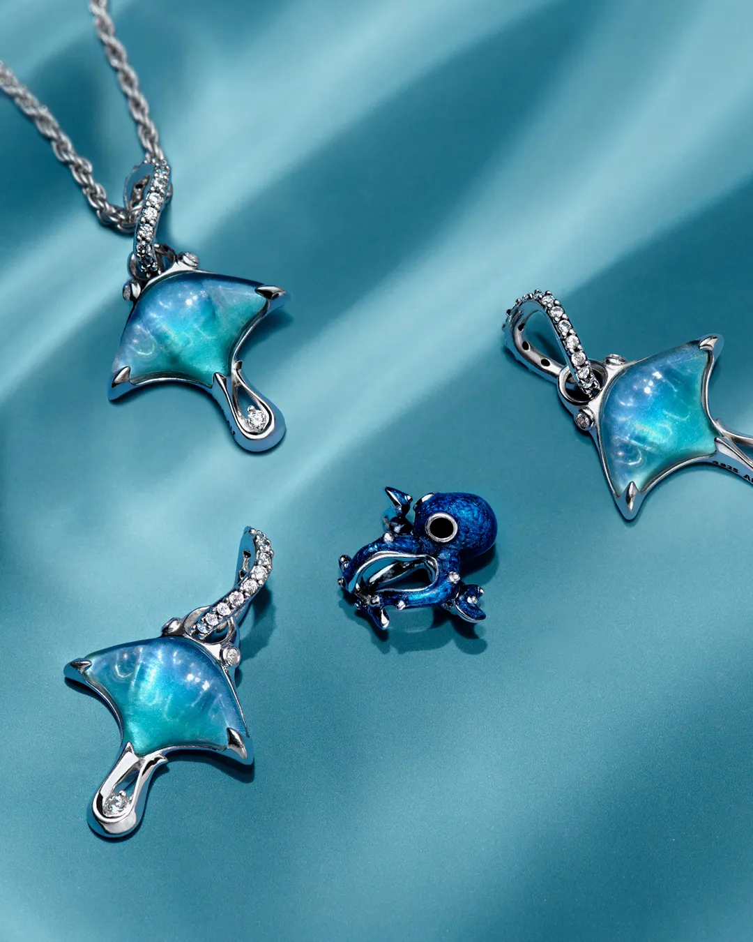 Pandora presenta Summer Moments, la nueva campaña protagonizada por Danna