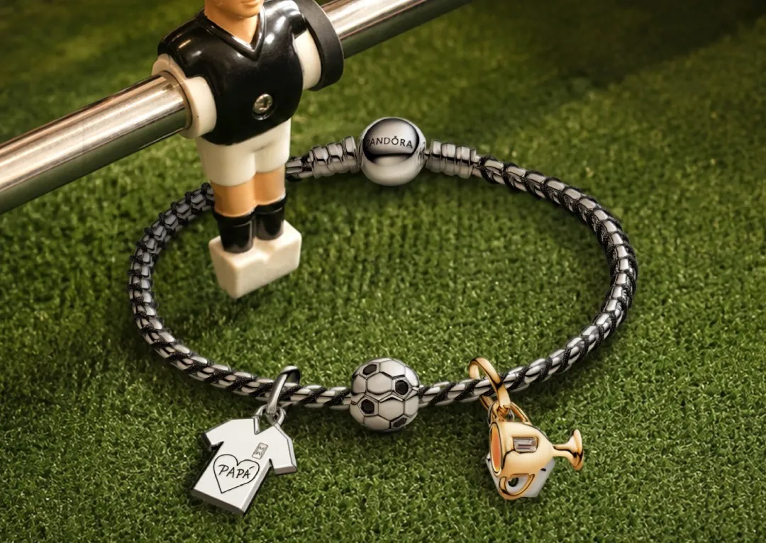 Pandora presenta una selección inspirada en los viajes, los sueños y la pasión por el fútbol para celebrar el Día del Padre