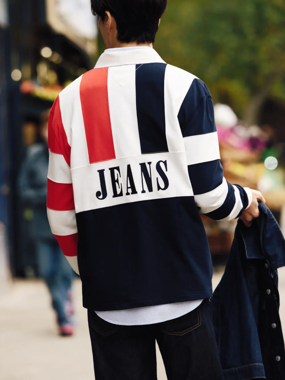Tommy Hilfiger trae la campaña Primavera 2026 de Tommy Jeans a Londres con una nueva ola de autoexpresión Tommy Hilfiger trae la campaña Primavera 2026 de Tommy Jeans a Londres con una nueva ola de autoexpresión