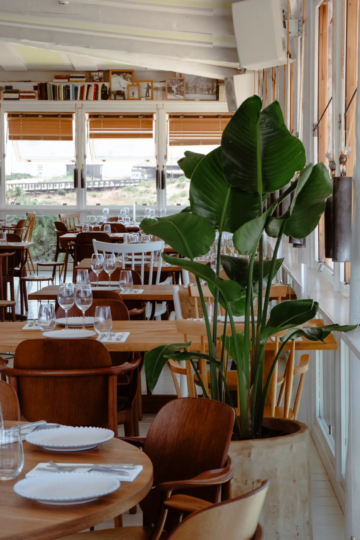 Experimental invita a la chef Manu Buffara a imaginar la nueva cocina de Elemento Atlantico en Comporta