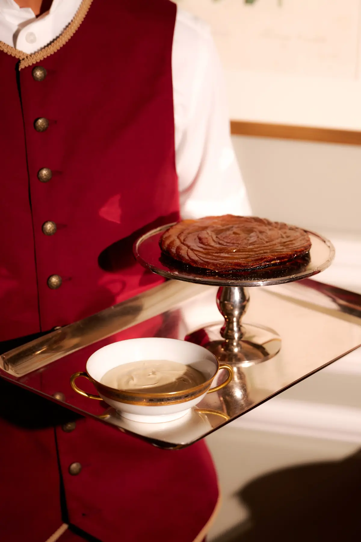 AIRELLES LE GRAND CONTRÔLE UNA NUEVA HISTORIA COMIENZA EN EL CHÂTEAU DE VERSAILLES: “LE PAVILLON DES JARDINIERS”