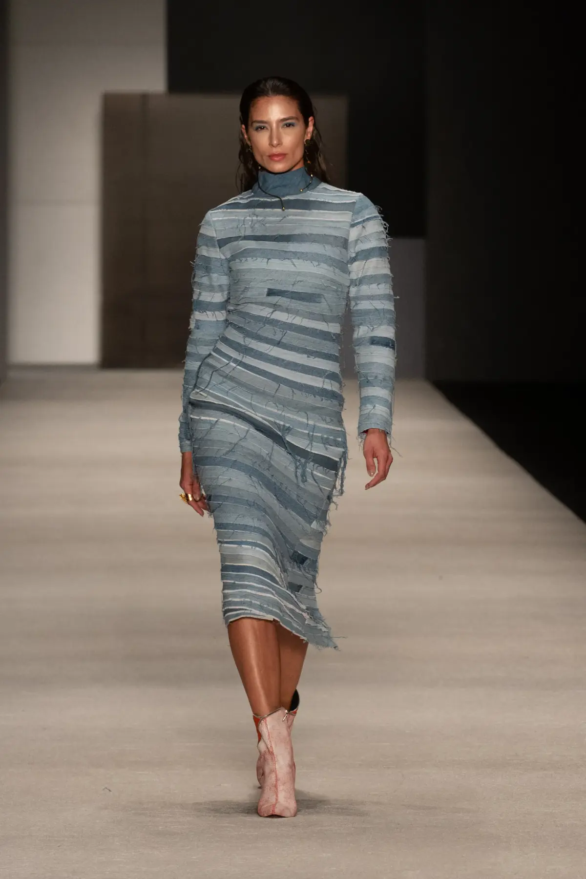Empresarios de la economía popular conquistan el Bogotá Fashion Week con la pasarela del Colectivo PUENTE