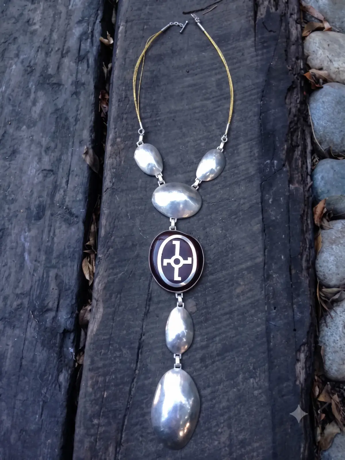 Nöelle Labarthe Herranz: joyería con identidad, naturaleza y conciencia