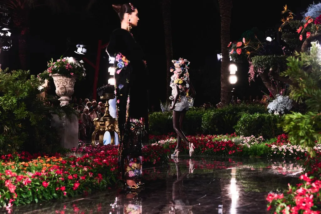 Of Goddesses and Mortals: Dolce & Gabbana volvió a Taormina con Alta Moda