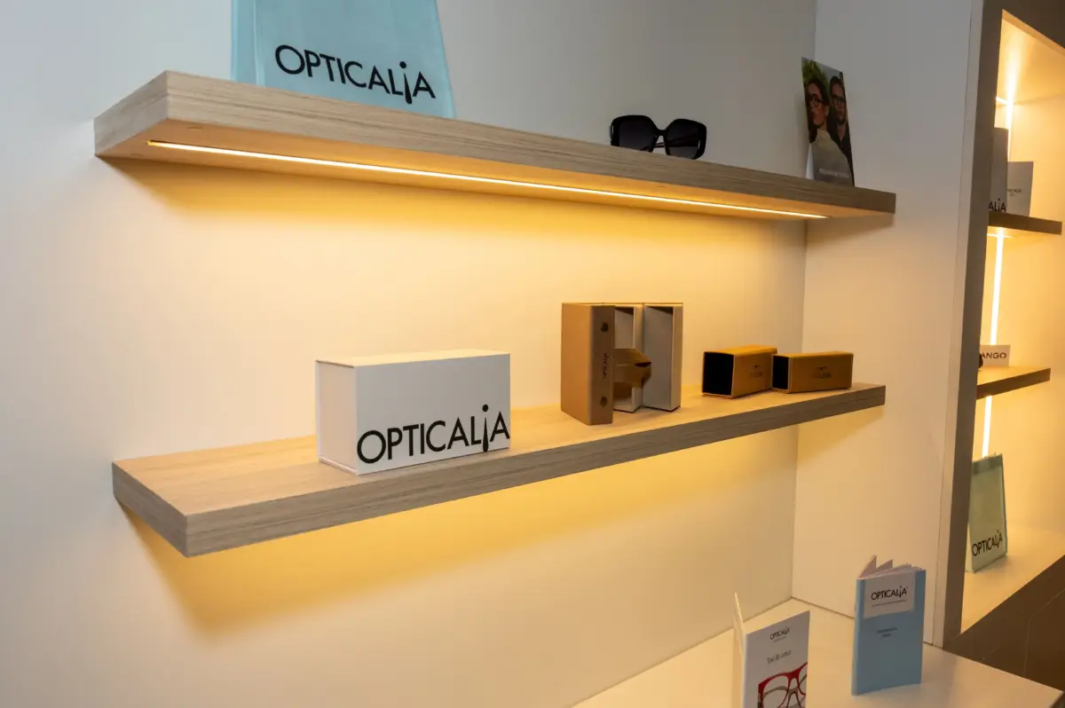 Opticalia abrirá las puertas de sus primeros locales en Perú y acelera su expansión nacional Opticalia abrirá las puertas de sus primeros locales en Perú y acelera su expansión nacional