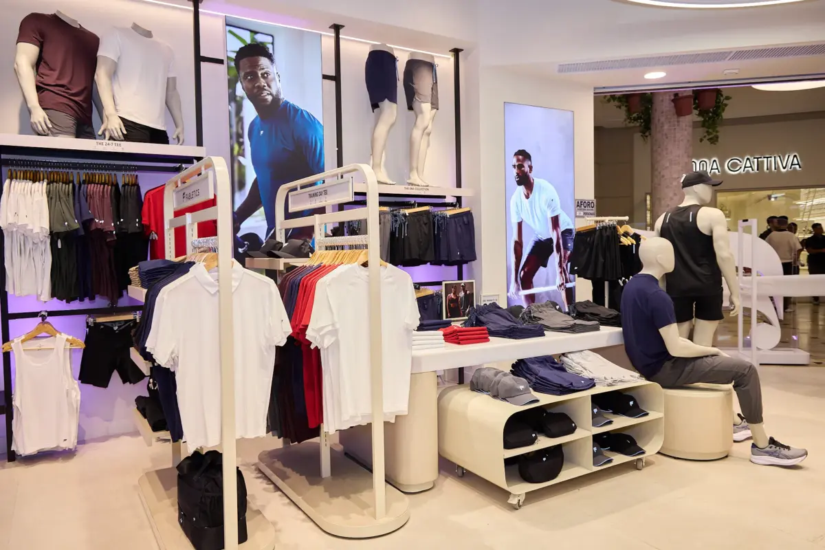 Fabletics celebró la apertura de su primera tienda en Perú con un evento en el Jockey Plaza Fabletics celebró la apertura de su primera tienda en Perú con un evento en el Jockey Plaza