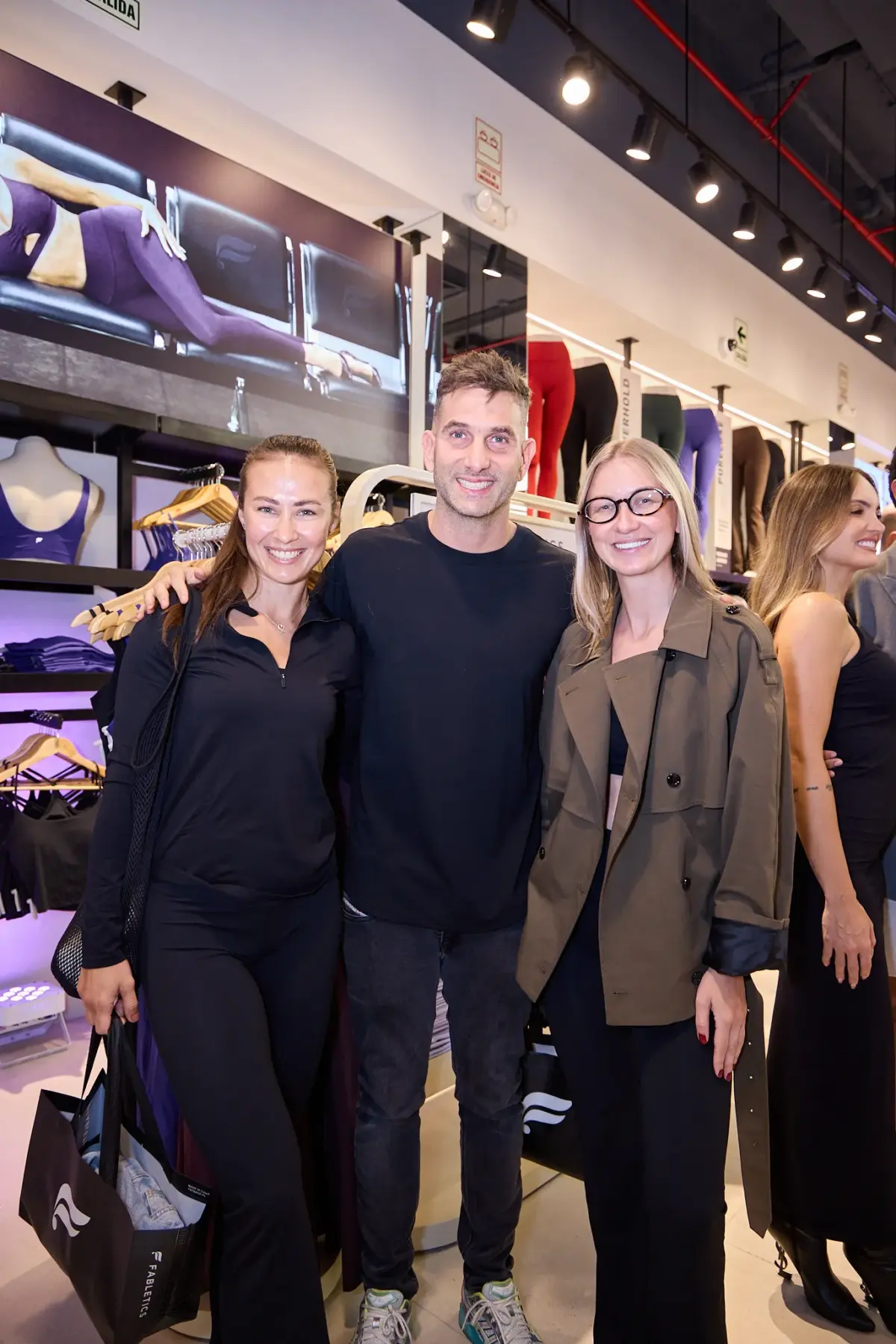 Fabletics celebró la apertura de su primera tienda en Perú con un evento en el Jockey Plaza Fabletics celebró la apertura de su primera tienda en Perú con un evento en el Jockey Plaza
