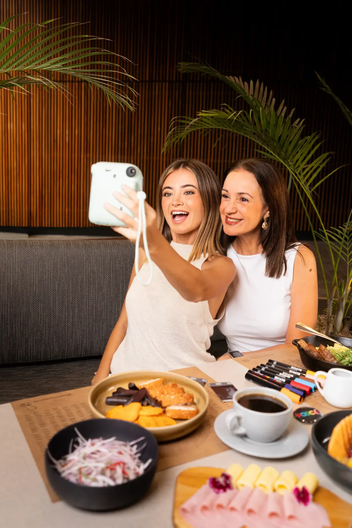 Día de la Madre: Restaurantes con música en vivo y actividades recreativas para mamá