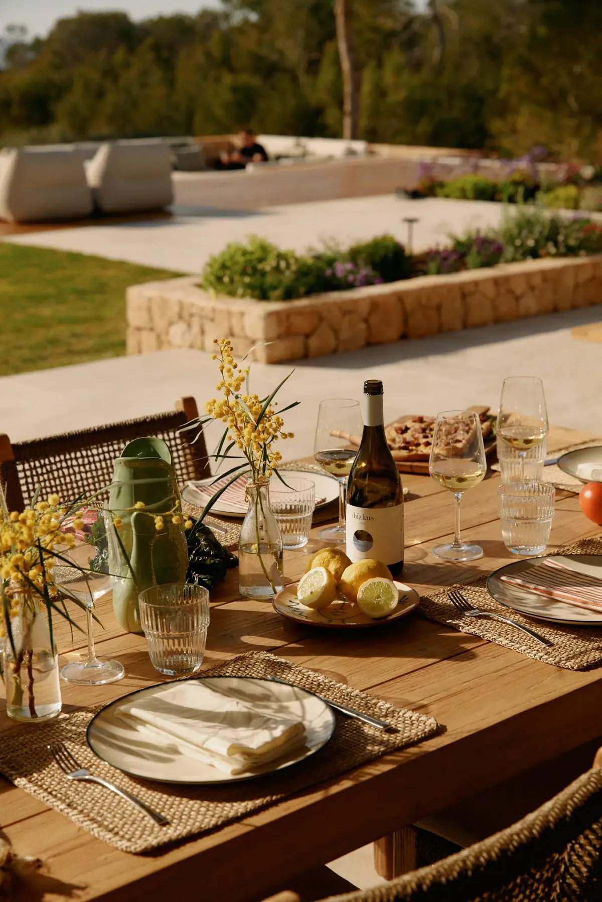 Highstay Villas presenta Villa Escondida, un refugio confidencial en Ibiza