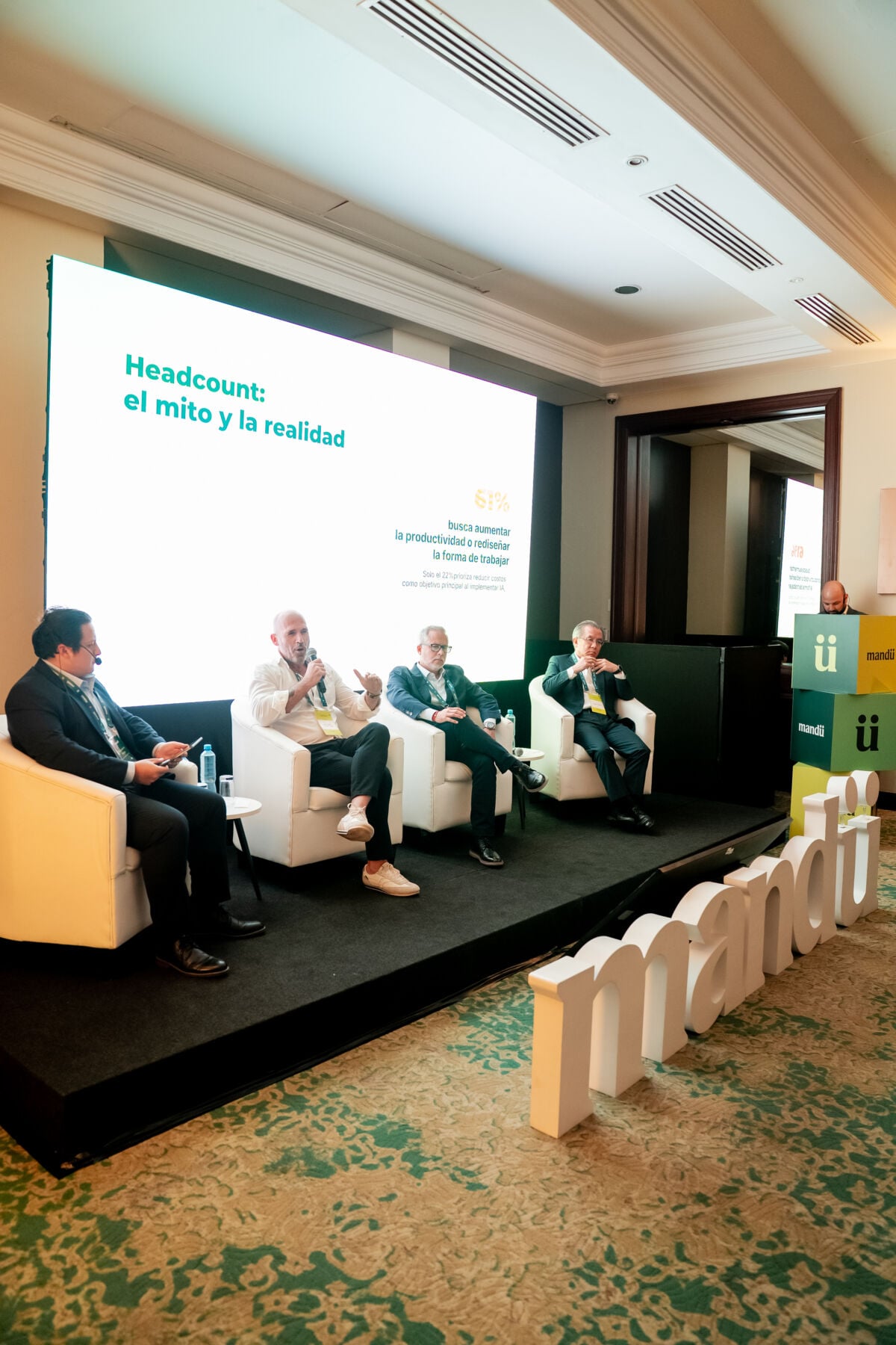 Mandü y líderes empresariales debatieron sobre IA y el futuro del talento en Perú Mandü y líderes empresariales debatieron sobre IA y el futuro del talento en Perú