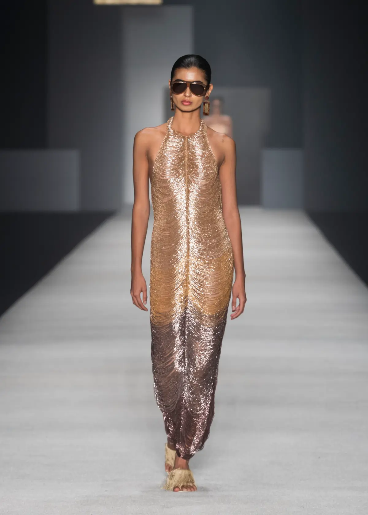 Bogotá Fashion Week 2026 reunió propuestas que redefinieron el swimwear, la feminidad contemporánea y el diseño artesanal colombiano