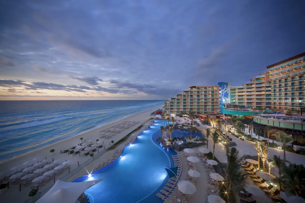Hard Rock Hotel Cancun y Hard Rock Hotel Los Cabos reciben el reconocimiento Travelers’ Choice 2026 de Tripadvisor