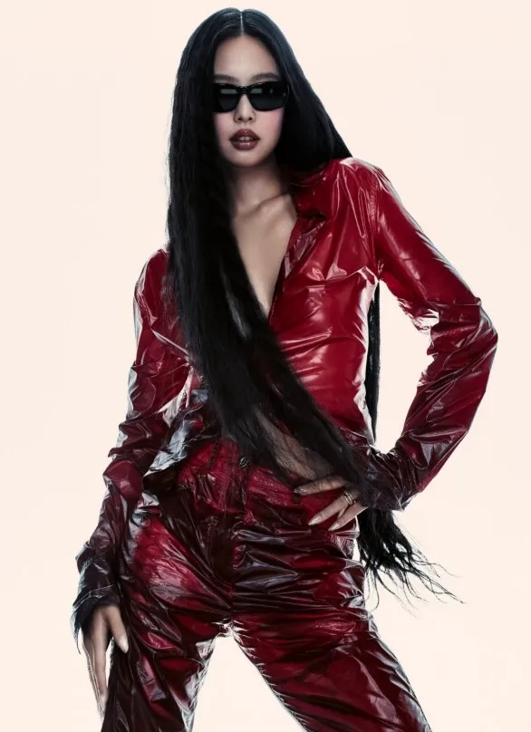 Jennie y Ray-Ban: los lentes que marcan la nueva era del estilo y redefine el poder de una “it girl” global Jennie y Ray-Ban: los lentes que marcan la nueva era del estilo y redefine el poder de una “it girl” global