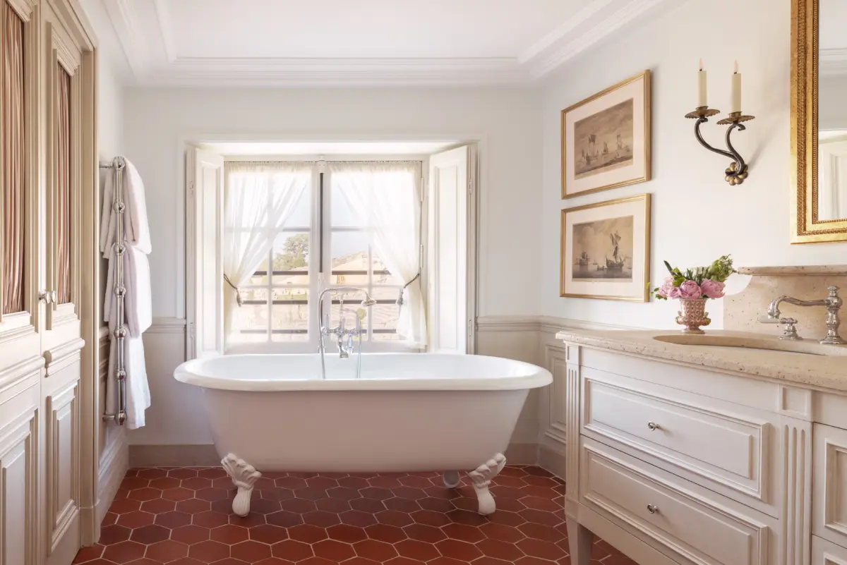 AIRELLES LE GRAND CONTRÔLE UNA NUEVA HISTORIA COMIENZA EN EL CHÂTEAU DE VERSAILLES: “LE PAVILLON DES JARDINIERS”