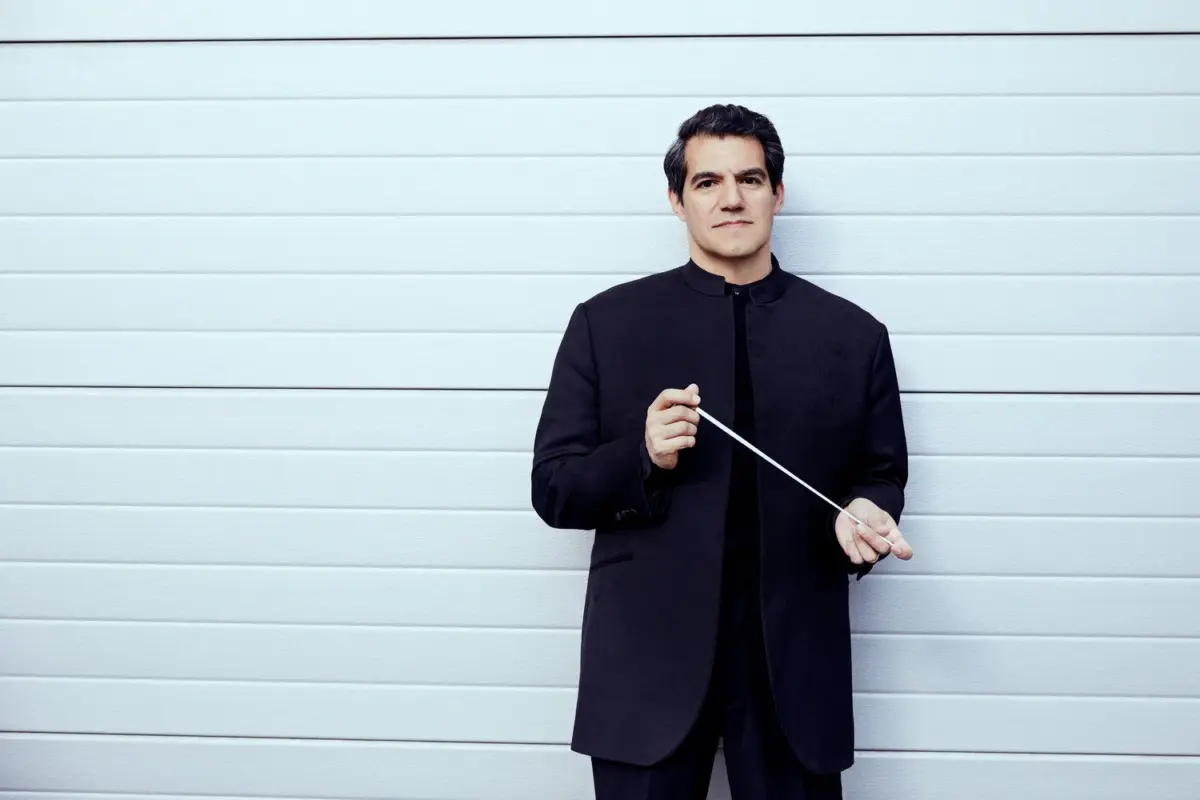 Miguel Harth-Bedoya, director reconocido internacionalmente, llega al país para concierto benéfico