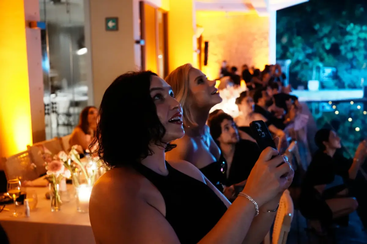 Playa, estilo y momentos para recordar: Pandora celebra la autoexpresión a través de un viaje de verano inolvidable