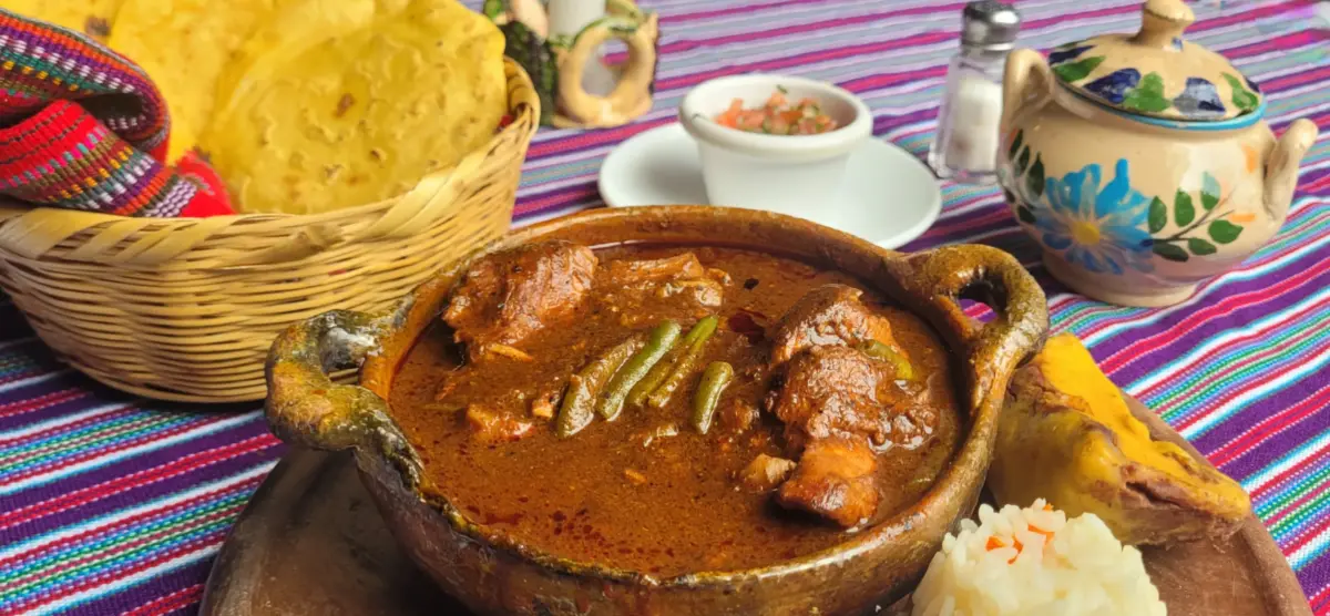 GUATEMALA: naturaleza viva, tradición ancestral y una nueva cocina que florece GUATEMALA: naturaleza viva, tradición ancestral y una nueva cocina que florece