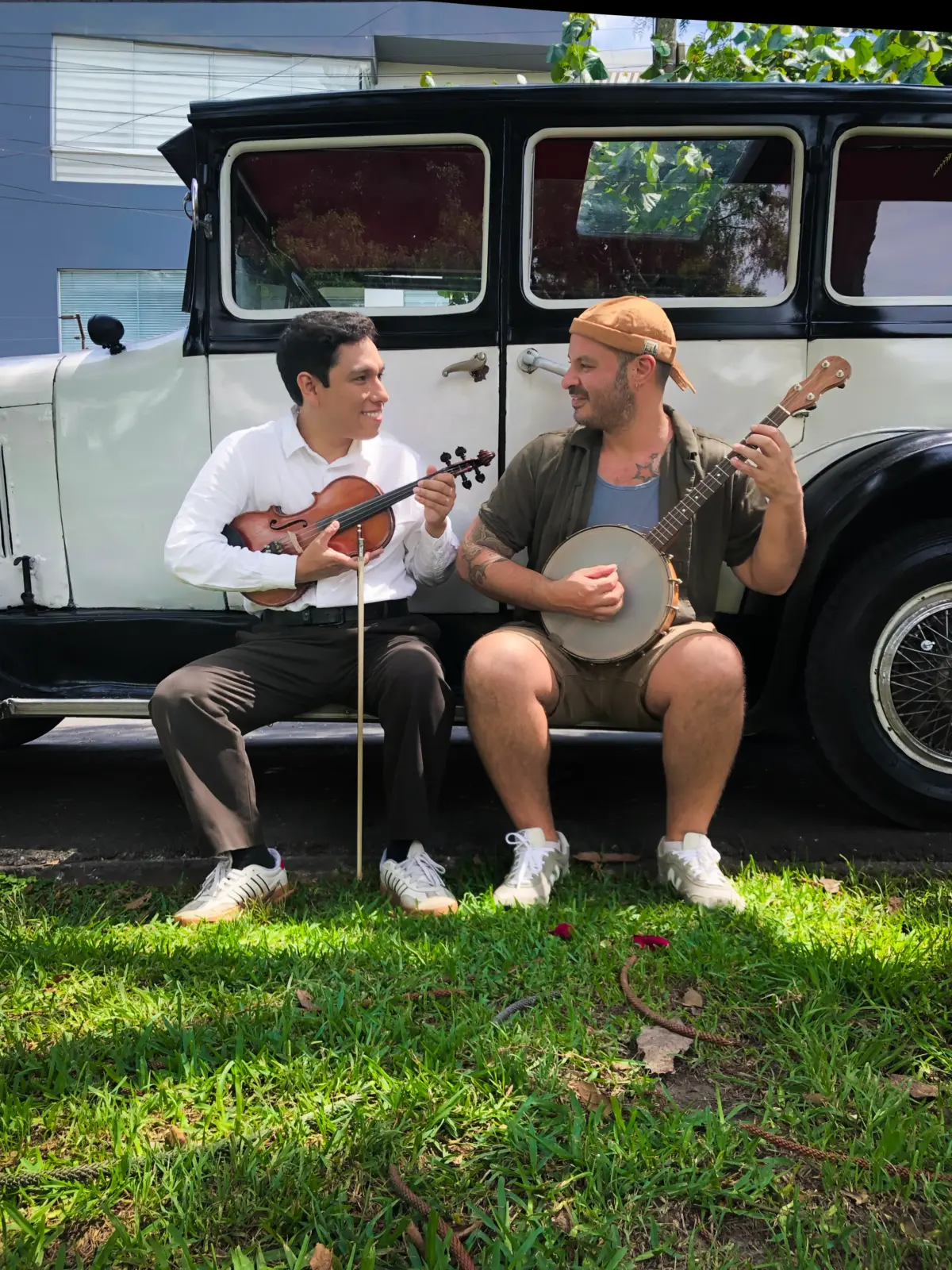 SACO revive el jazz peruano de los años 20 con banjo y violín