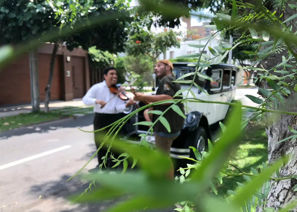 SACO revive el jazz peruano de los años 20 con banjo y violín