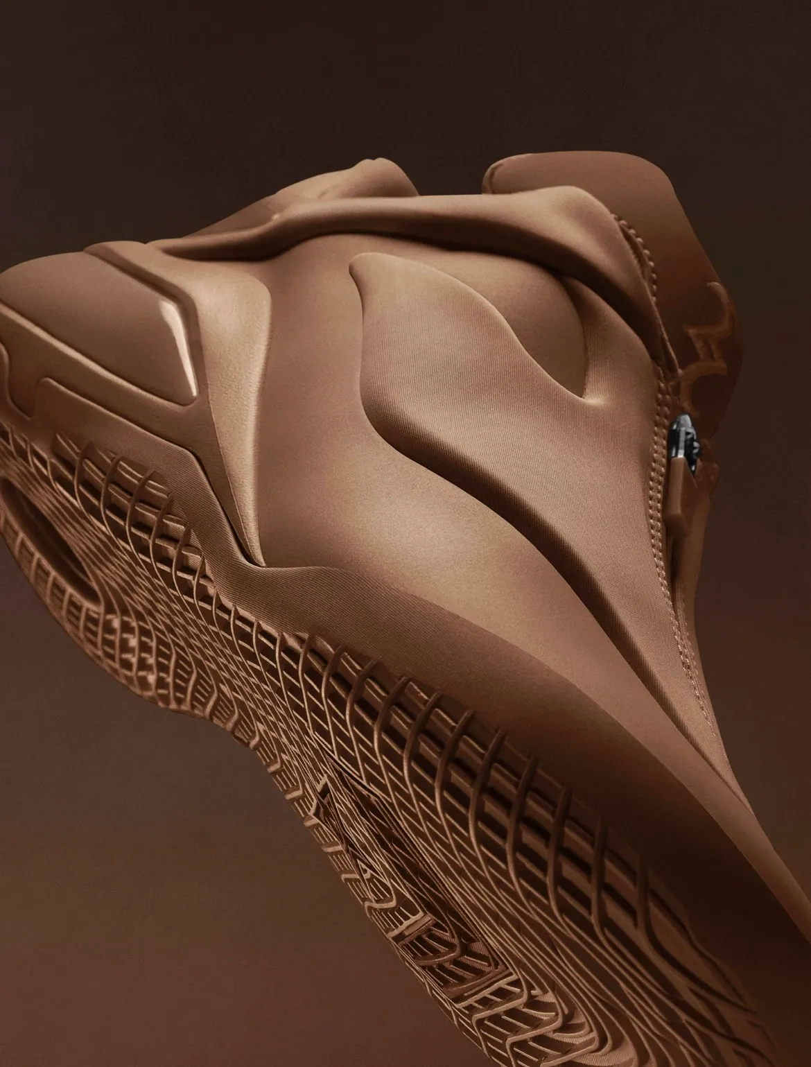 La historia de las Converse SHAI 001 continúa con los colores inspirados en la familia