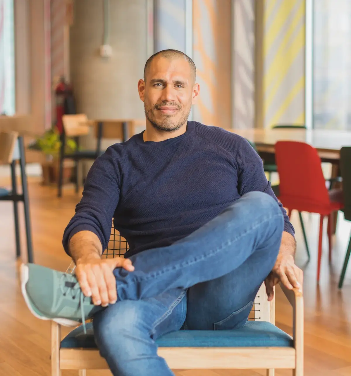 Fausto Castañeda: el diseño como sistema que humaniza la experiencia