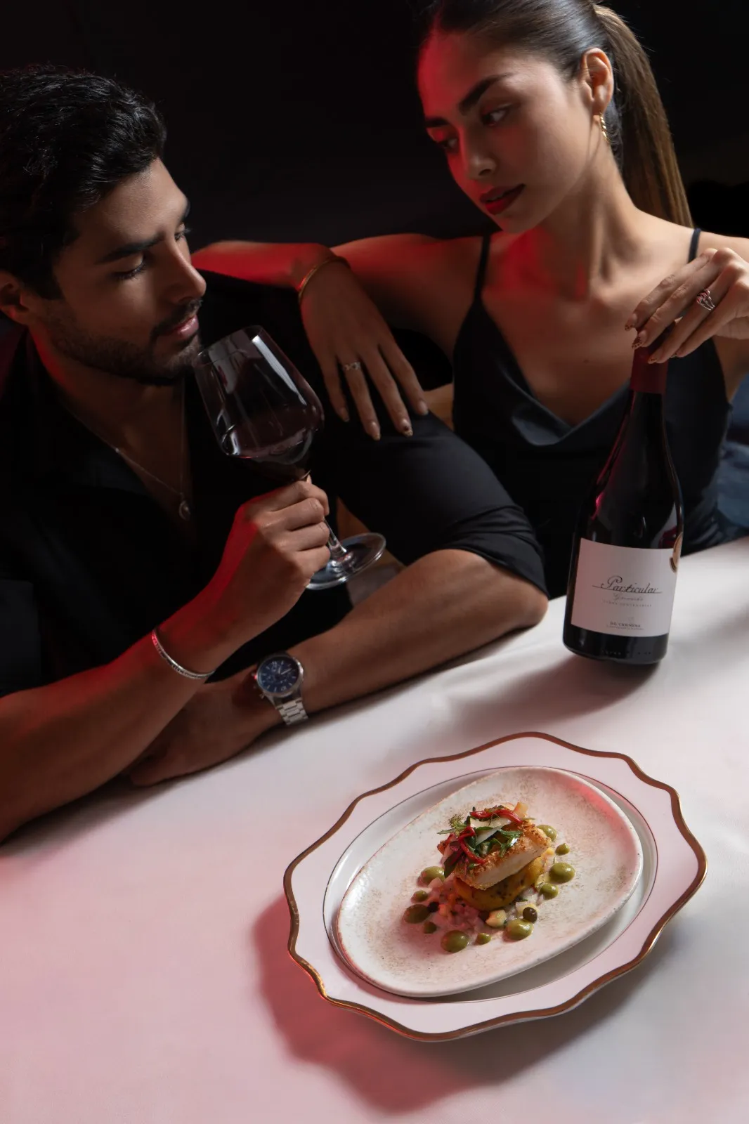 Pescados Capitales presenta “Lujuria”, su primera cena maridaje