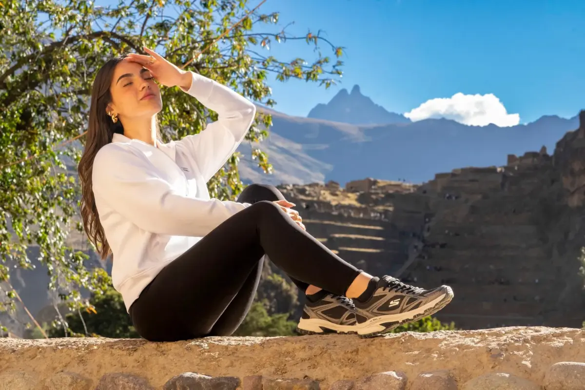 Andrés Wiese y Ximena Cano protagonizan la nueva campaña Sports Adventure de Skechers Perú tras recorrer Cusco poniendo a prueba su calzado Andrés Wiese y Ximena Cano protagonizan la nueva campaña Sports Adventure de Skechers Perú tras recorrer Cusco poniendo a prueba su calzado