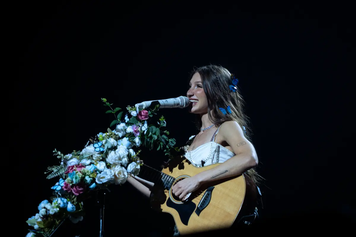 Yami Safdie brindó un concierto icónico en Hard Rock Hotel Cancun