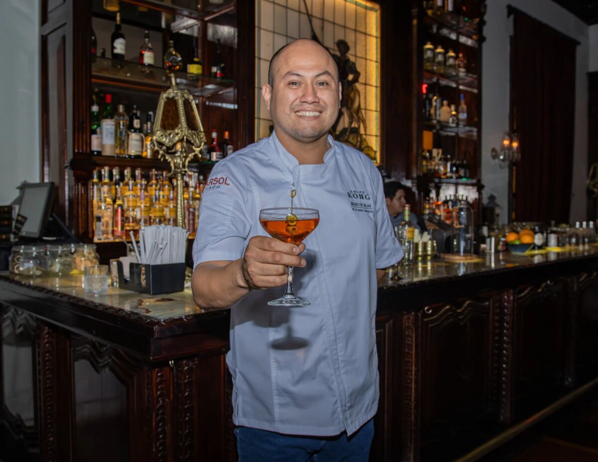 Bar de Lima se internacionaliza y lleva la coctelería del centro histórico a Colombia Bar de Lima se internacionaliza y lleva la coctelería del centro histórico a Colombia