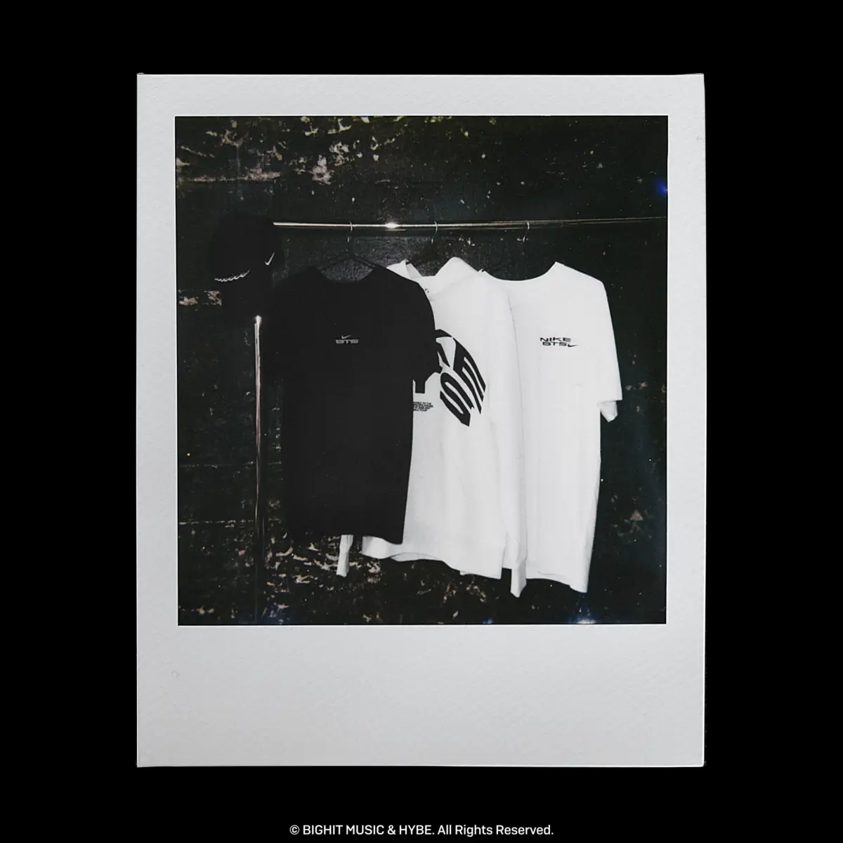 BTS y Nike presentan ARIRANG, una colección que transforma el merch de gira en streetwear global BTS y Nike presentan ARIRANG, una colección que transforma el merch de gira en streetwear global