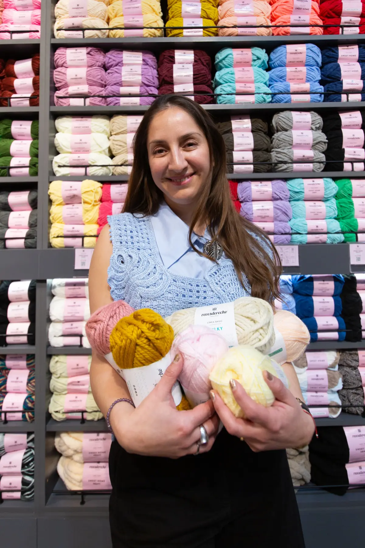Revesderecho abre su primera tienda en Perú y convierte el tejido en una experiencia que se vive Revesderecho abre su primera tienda en Perú y convierte el tejido en una experiencia que se vive