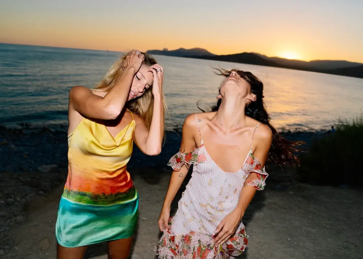 Donde Esteban lleva el espíritu del verano a Experimental Beach Ibiza con una colaboración exclusiva y una cena de celebración Donde Esteban lleva el espíritu del verano a Experimental Beach Ibiza con una colaboración exclusiva y una cena de celebración